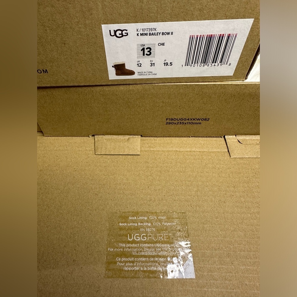 UGG kids mini bailey bow winter boots - Picture 14 of 14